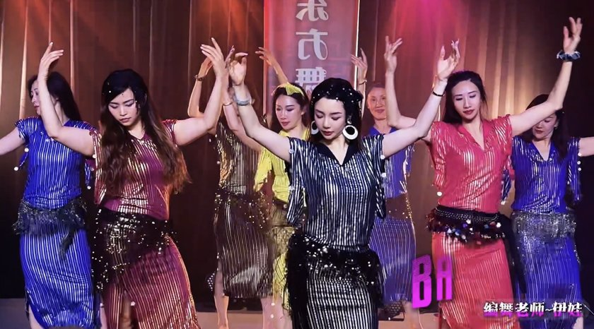 在窗下 Taht EI Shibbak