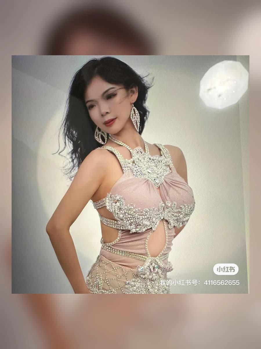 周云香形象写真